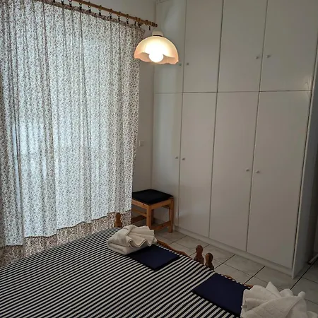 Summer House Next To The Παραλία Ακράτας