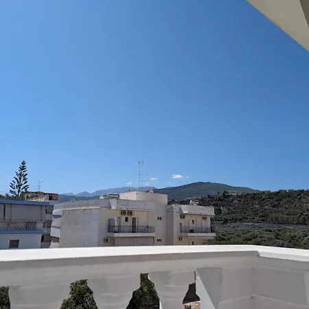 شقة Summer House Next To The Paralia Akratas