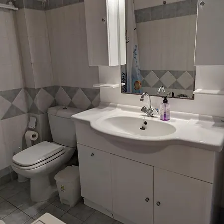 Διαμέρισμα Summer House Next To The