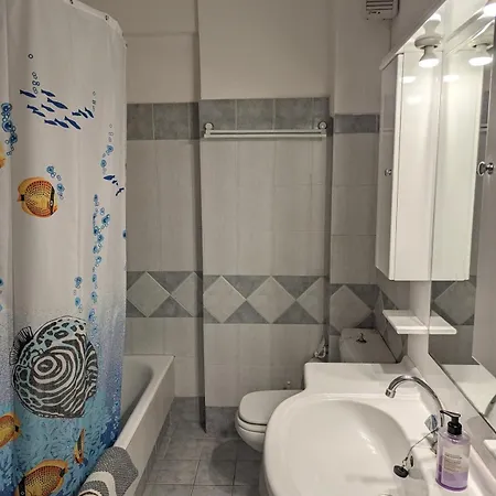 Summer House Next To The Παραλία Ακράτας